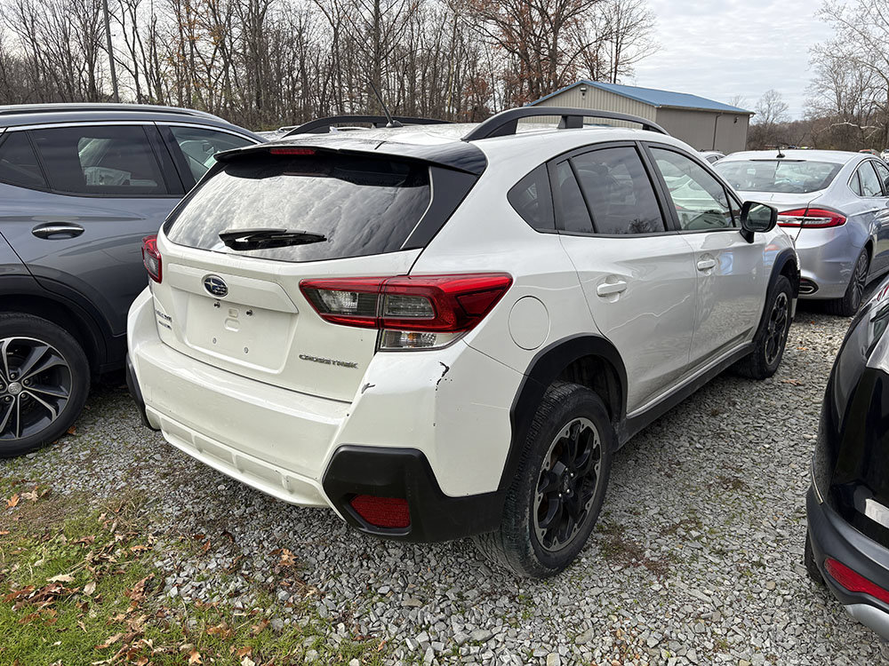 Used 2023 Subaru Crosstrek 2.0i AWD/4WD image 3