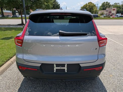 New 2026 Volvo XC40 B5 Plus w/ Climate Package image 5