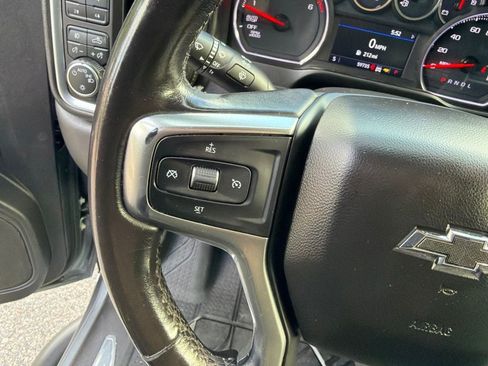 Used 2020 Chevrolet Silverado 1500 LT Trail Boss AWD/4WD image 16