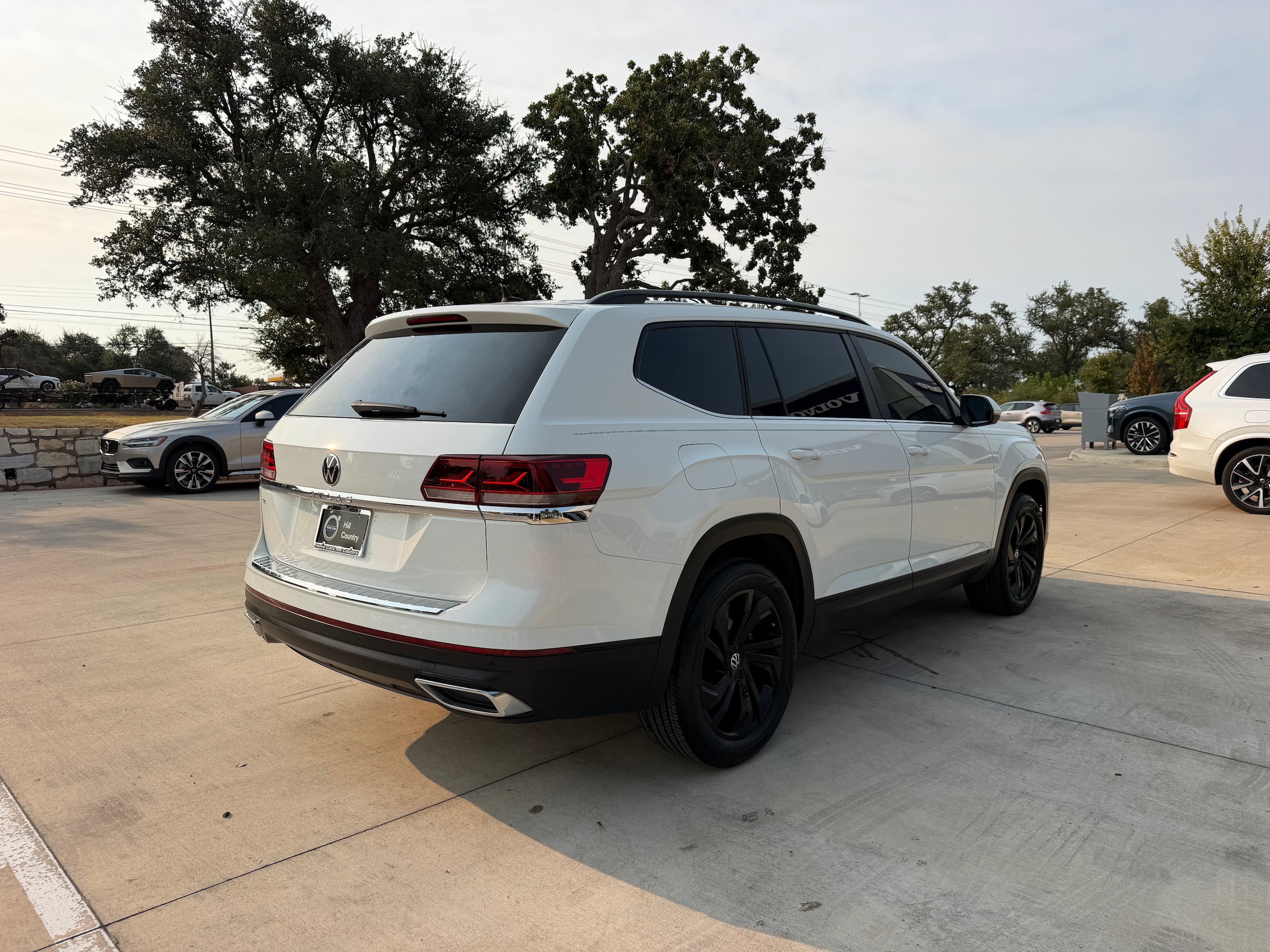 Used 2021 Volkswagen Atlas SE FWD image 6