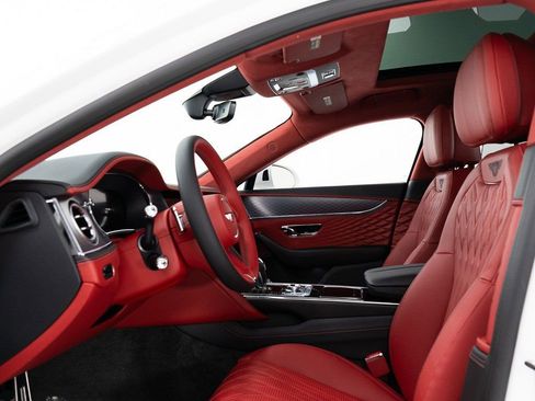 New 2026 Bentley Flying Spur Azure image 15