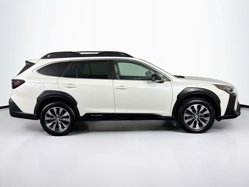 Used 2023 Subaru Outback Limited AWD/4WD image 16