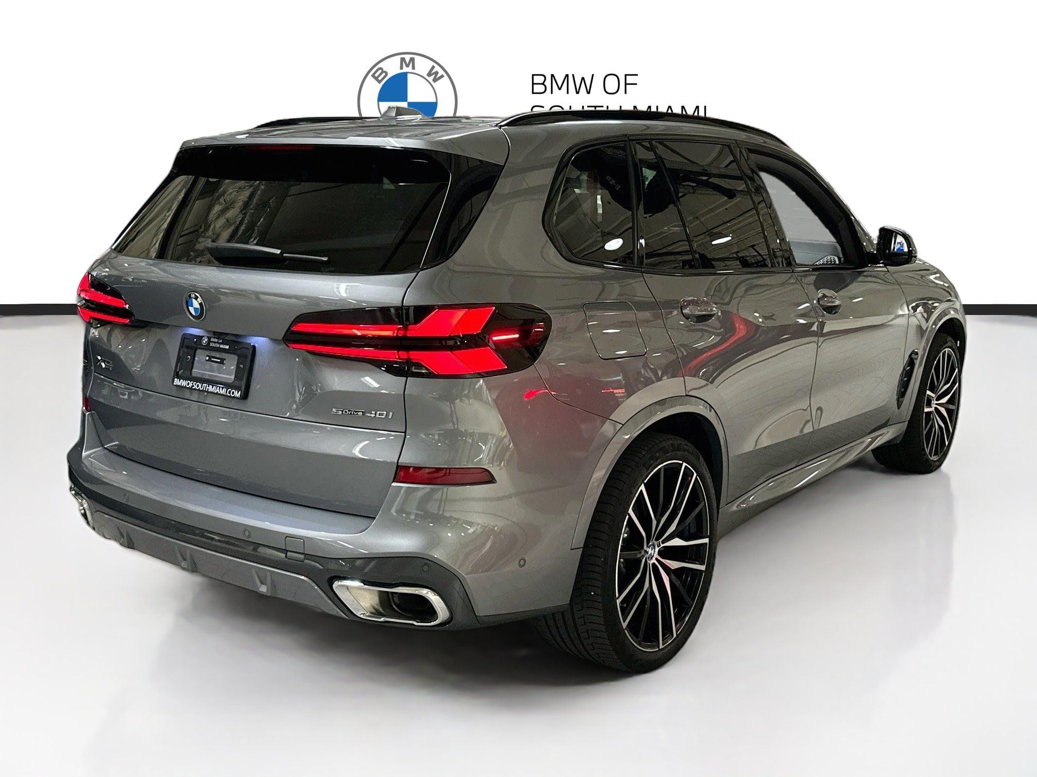 Certified 2025 BMW X5 sDrive40i w/ M Sport Package RWD image 7