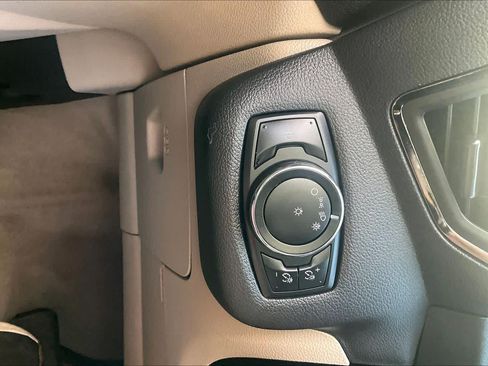 Used 2014 Ford Escape Titanium FWD image 33
