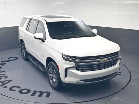 Used 2022 Chevrolet Tahoe LT w/ LT Signature Package image 32