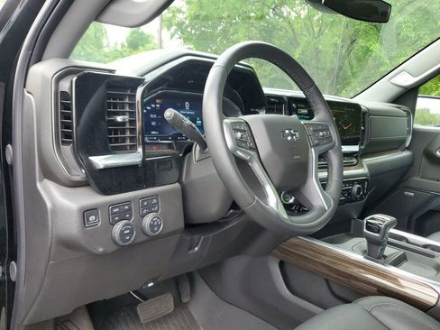 Used 2024 Chevrolet Silverado 1500 RST w/ RST All Star Premium Package image 17