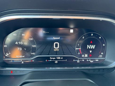 Used 2022 GMC Yukon SLE image 31