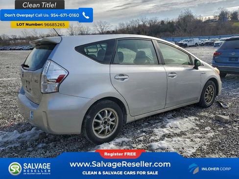 Used 2013 Toyota Prius V Two image 4