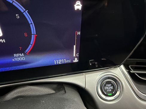 Used 2026 Chevrolet Trax LT w/ Driver Confidence Package FWD image 24