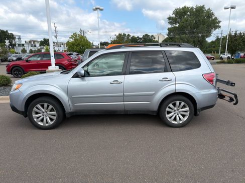 Used 2012 Subaru Forester 2.5X Premium AWD/4WD image 7