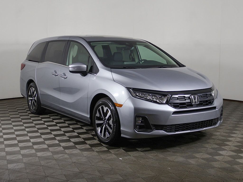Certified 2026 Honda Odyssey EX-L image 2