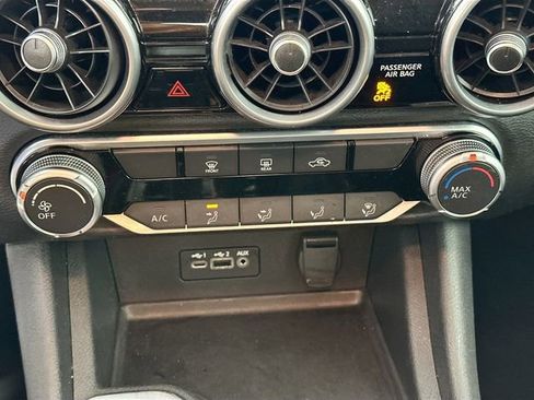 Used 2023 Nissan Sentra SV image 12