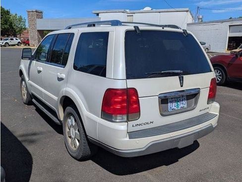 Used 2003 Lincoln Aviator AWD image 16