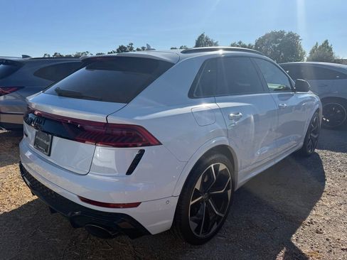 Used 2023 Audi RS Q8 w/ Black Optic Package AWD/4WD image 3