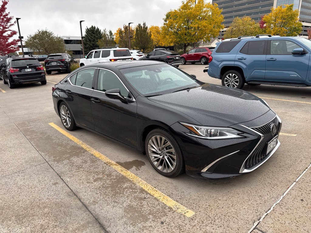 Used 2019 Lexus ES 350 w/ Accessory Package 2 FWD image 2
