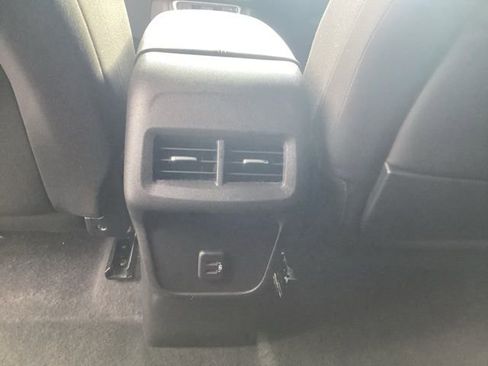 Used 2024 GMC Terrain SLE image 20