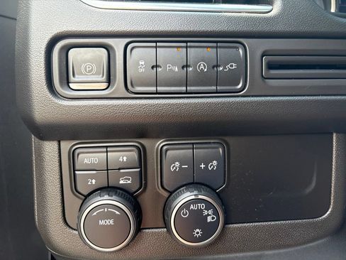 Used 2021 Chevrolet Tahoe LT AWD/4WD image 27