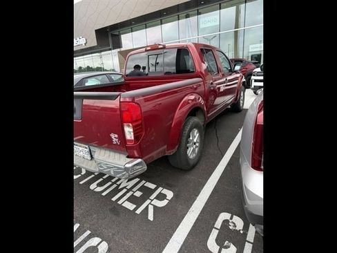 Used 2019 Nissan Frontier SV RWD image 23