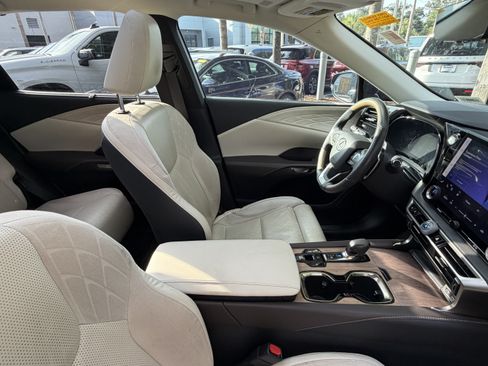 Used 2023 Lexus RX 350 w/ Cold Area Package AWD/4WD image 45
