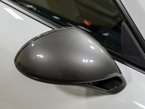 Used 2019 Porsche 911 Carrera T RWD image 15