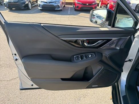 Used 2025 Subaru Outback Touring XT w/ Popular Package #2 image 19