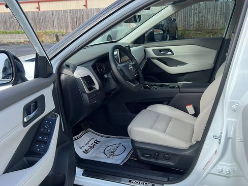 New 2026 Nissan Rogue SV image 20