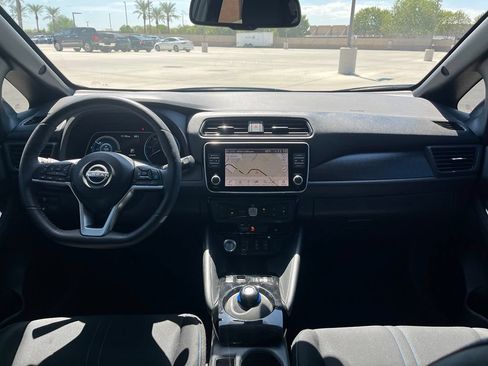 Used 2025 Nissan Leaf SV Plus FWD image 12