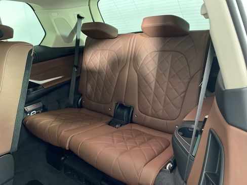 New 2026 BMW X7 xDrive40i image 22