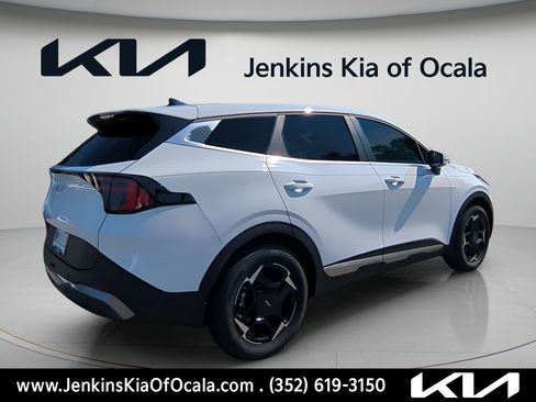 Certified 2026 Kia Sportage EX FWD image 3