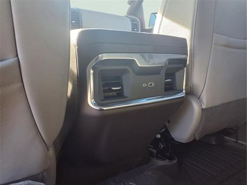 New 2026 GMC Sierra 1500 SLT w/ SLT Premium Package image 17