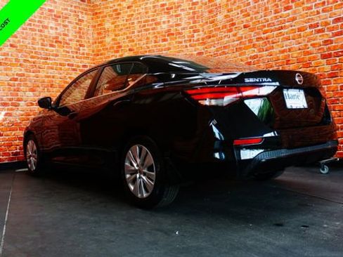 Certified 2023 Nissan Sentra S FWD image 5