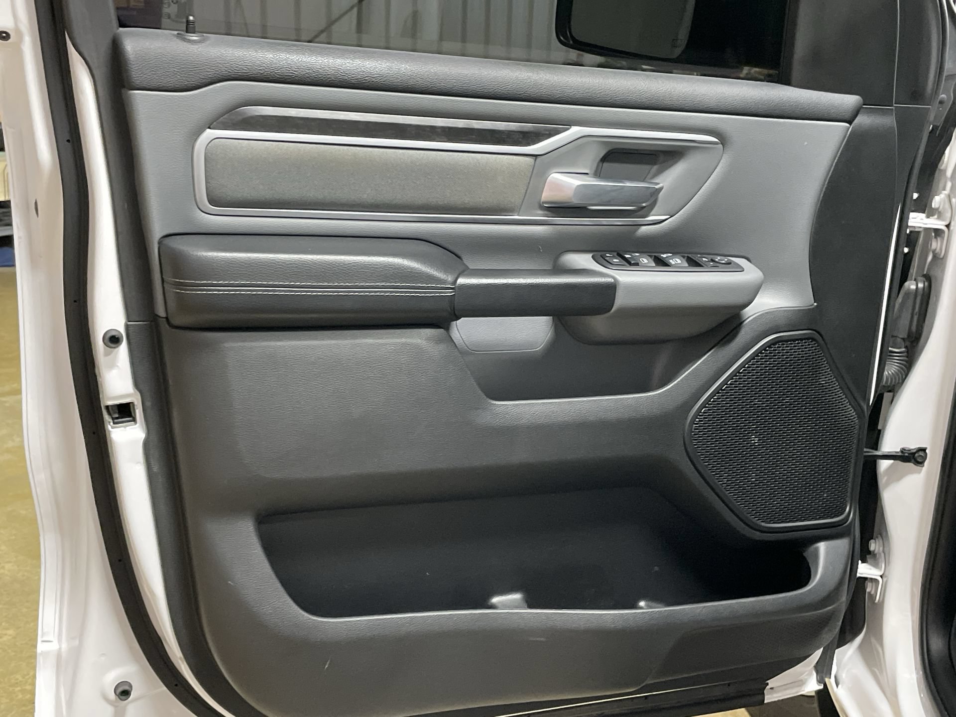 Used 2023 RAM 1500 Lone Star AWD/4WD image 12