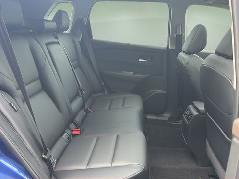 Certified 2023 Nissan Rogue SV w/ SV Premium B Package AWD/4WD image 15