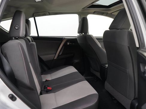 Used 2015 Toyota RAV4 XLE AWD/4WD image 12