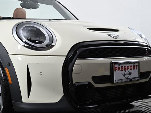 Certified 2023 MINI Cooper S image 5