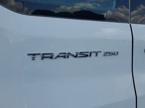 Used 2024 Ford Transit 250 w/ Exterior Upgrade Package image 30