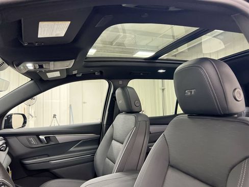 New 2026 Buick Enclave Sport Touring w/ Power Package FWD image 20