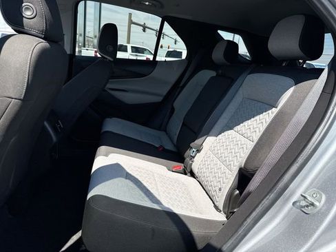 Used 2023 Chevrolet Equinox LS AWD/4WD image 23