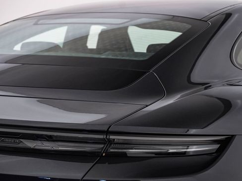 Certified 2025 Porsche Taycan AWD/4WD image 12