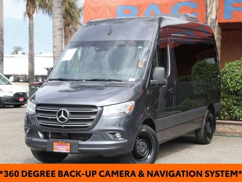Used 2024 Mercedes-Benz Sprinter 2500 image 4