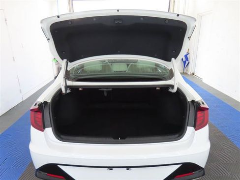 Used 2022 Hyundai Sonata SEL w/ Convenience Package FWD image 12