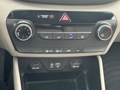 Used 2017 Hyundai Tucson SE image 28