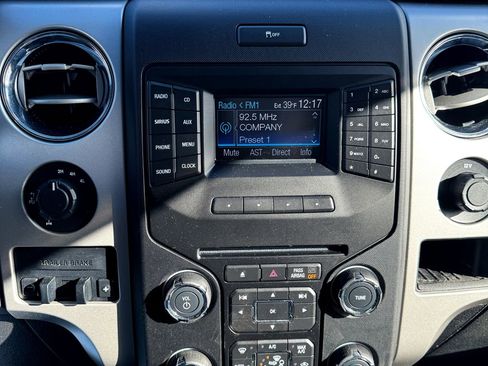 Used 2014 Ford F150 XLT w/ Equipment Group 302A Luxury image 17