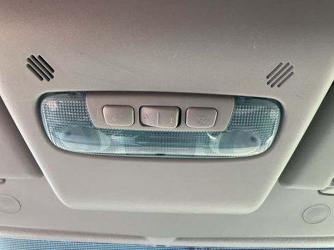 Used 2017 Ford Transit 150 130 Medium Roof RWD image 22