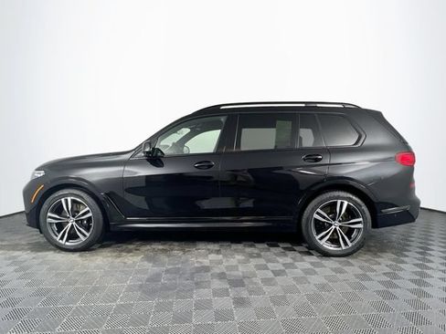 Used 2021 BMW X7 M50i w/ Dynamic Handling Package AWD/4WD image 3