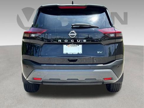 Certified 2023 Nissan Rogue SV FWD image 20
