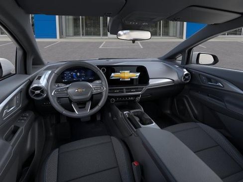 New 2026 Chevrolet Equinox EV LT FWD image 15