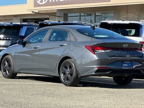 Certified 2023 Hyundai Elantra SEL FWD image 8