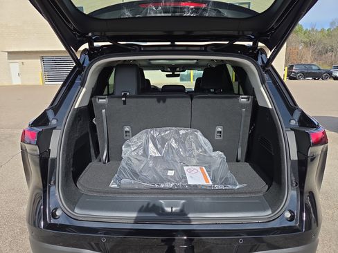 Used 2026 INFINITI QX60 Luxe w/ Cargo Package image 11