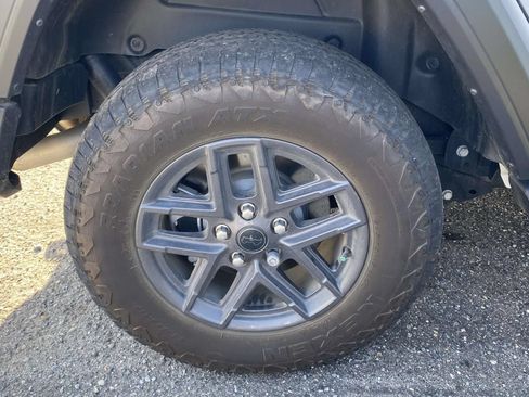 Used 2024 Jeep Wrangler Unlimited Sport AWD/4WD image 11